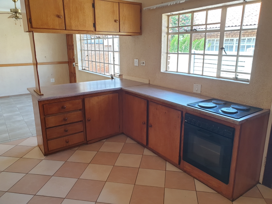 To Let 2 Bedroom Property for Rent in Doringkruin North West